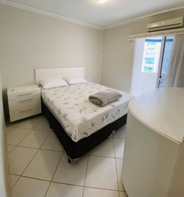 Balneário Camboriú Apto A 100M Da Praia Central מראה חיצוני תמונה