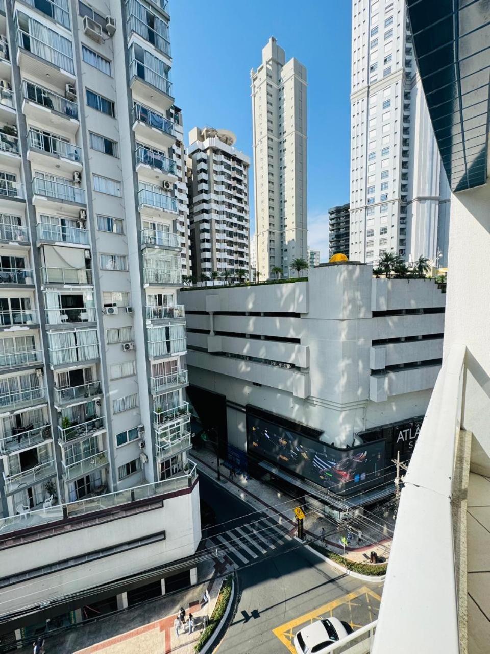 Balneário Camboriú Apto A 100M Da Praia Central מראה חיצוני תמונה
